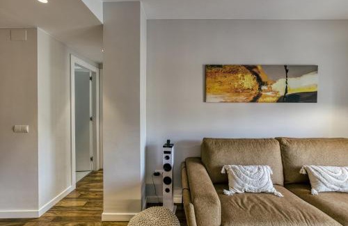 Figueres Apartment | Dúplex Dalí