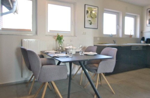 Lembruch Apartment | Dümmerdiva - Exquisite Wohnung mit Traumhaftem Seeblick