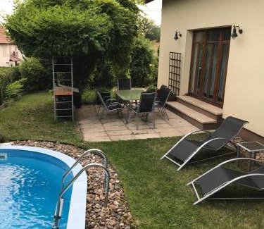 Ceska Kamenice Villa | Dům u koupaliště