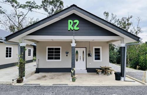 Kampung Hulu Caluk House | D'Batu Hampar Homestay Chalok