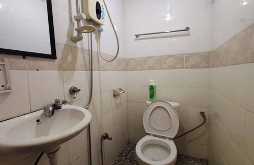 Bayan Lepas Hotel | D'Bj Motel