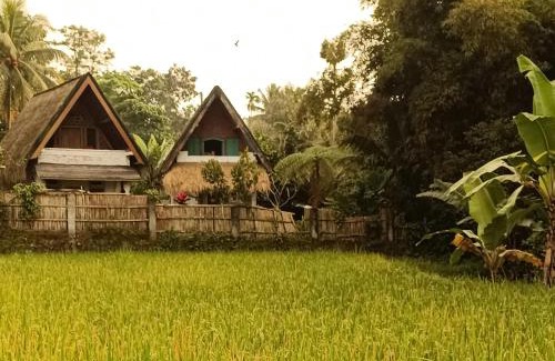 Tetebatu House | D'Bulan bungalows and kafe