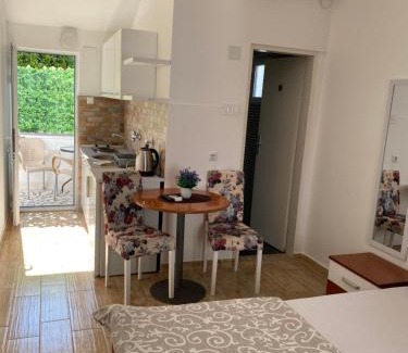Babin do Apartment | D&D Budva