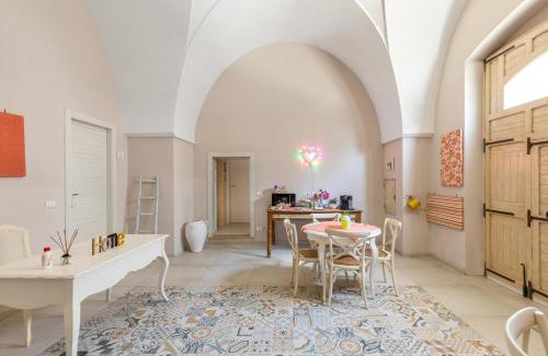 Oria Bed & Breakfast | D Home B&B