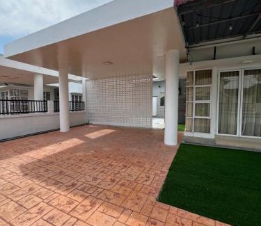 Bota House | D JANNAH HOMESTAY SERI ISKANDAR PERAK