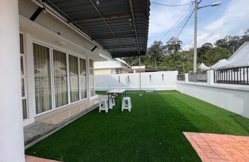 Bota House | D JANNAH HOMESTAY SERI ISKANDAR PERAK