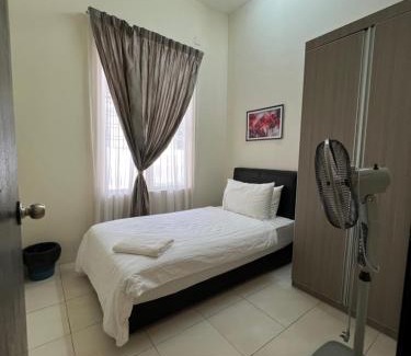 Bota House | D JANNAH HOMESTAY SERI ISKANDAR PERAK