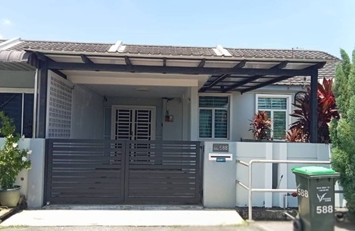 Kampung Keladi House | D Nabils Homestay Musslim Sahaja 2