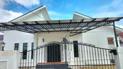 Pasir Mas Villa | D”One House