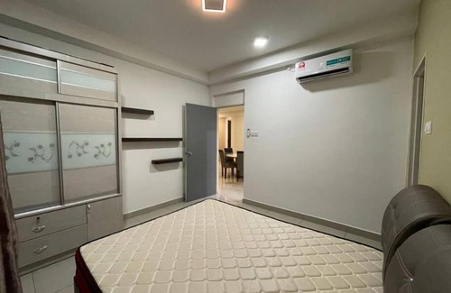 Daerah Kulai Apartment | D'putra Suite condo Johor Premium Outlet Senai airport