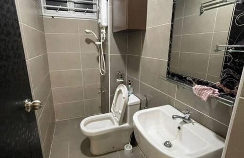 Daerah Kulai Apartment | D'putra Suite condo Johor Premium Outlet Senai airport
