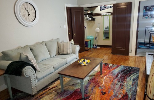 Detroit Apartment | D.R.E.A.M & RELAX in this DETROIT Themed 1 Bedroom