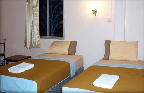 Old Phuket Town House | D's Corner & Guesthouse