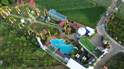 Batu Other | D sabin cottage