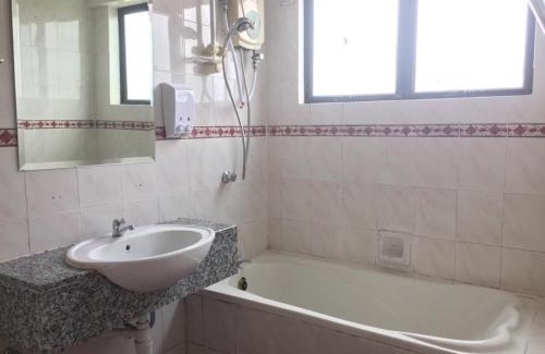 Alor Gajah Apartment | D savoy @ Famosa by MR