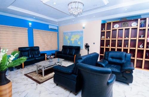 Ibadan House | D'Tavern Apartment