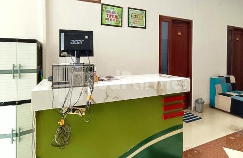 Laweyan Hotel | D'Waru Homestay Syariah near Jl Slamet Riyadi Mitra RedDoorz