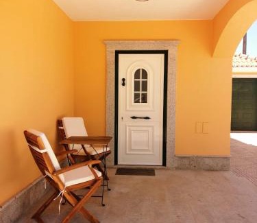 Lourinha House | D´YELLOW HOUSE - Beach and Countryside