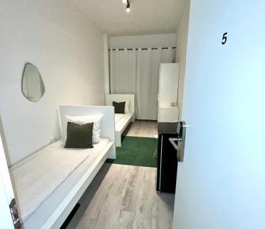 Munchen District House | D10 I shared bathrooms&kitchen