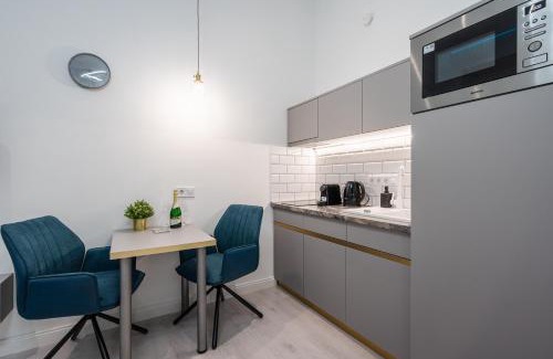 Terezvaros Apartment | D26 - Opera Retreat - Best location by BQA