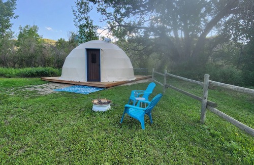 Rosedale Cabin | #D3 Rainforest Getaway Dome- 2 Dbl beds-No pets Please