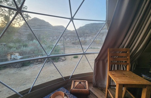 Rosedale Cabin | #D6 Sahara Sunset Dome- King Suite -Pets welcome