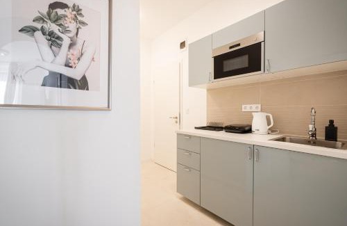 Erzsebetvaros Apartment | D71 - Central Cozy Suite, Best Location by BQA