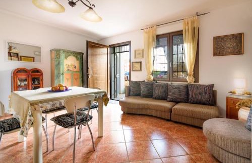 Cabras Apartment | Da Assunta