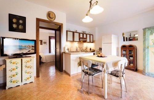 Cabras Apartment | Da Assunta
