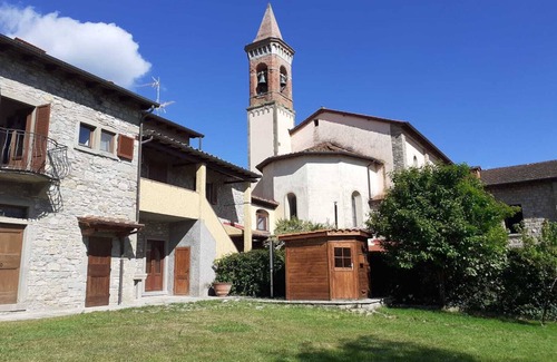 Borgo alla Collina Villa | "Da Paolino" Villa with sauna and private pool in an ancient hamlet