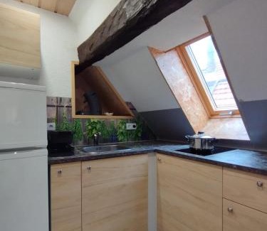 Alsfeld Apartment | Dachgeschosswohnung in der Altstadt inklusive Parkplatz