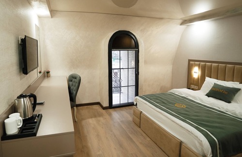 Zugdidi Hotel | DADIANI Inn