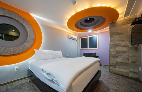 Bokhyeon-dong Hotel | Daegu Wawa