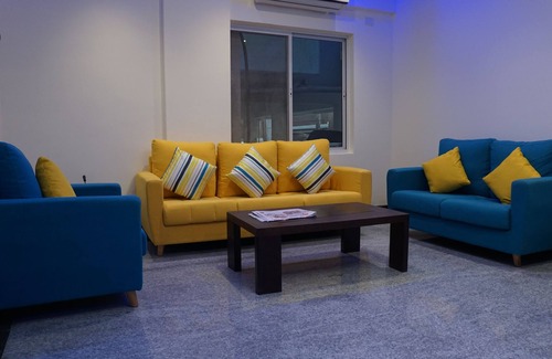 HBR Layout Hotel | Daffodil Delight