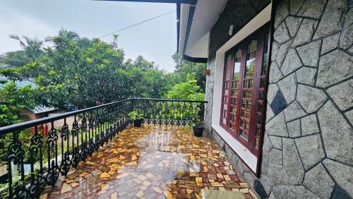 Alappuzha House | Daffodils Inn