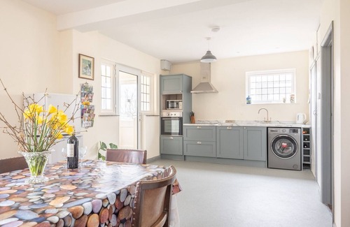 Wadebridge Cottage | Daffy Down Dilly, Wadebridge, countryside views