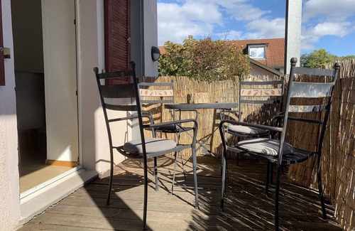 Kussaberg Apartment | Daheim am Rhein - Schöne 2 ½ Zimmer mit Balkon