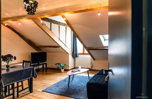 Bailly Apartment | DAHLIA Charming Suite - Capacity 5 people