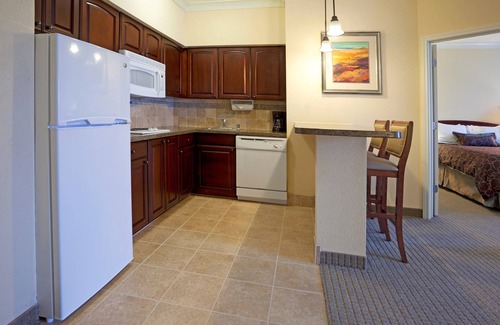 West San Antonio Condo | Daily FREE Breakfast Buffet! Outdoor Pool! Spacious Suite Near Sea World.