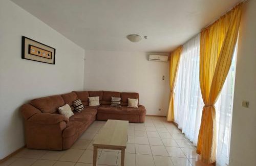 Osenovo Apartment | Daisy Apartments K 48 Harmony Hills