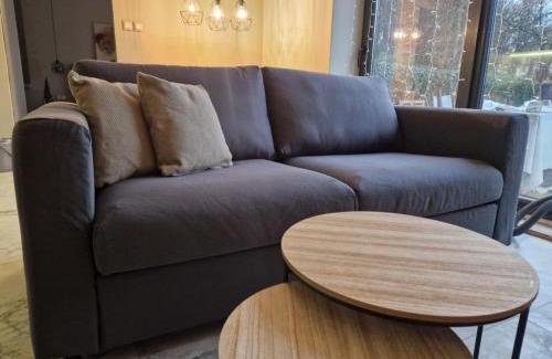 Razlog Apartment | Daisy Garden by the Church