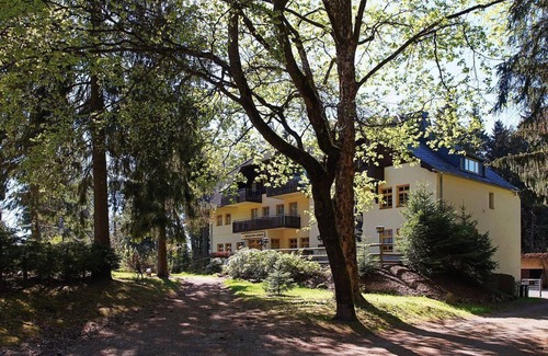 Stutzengrun Apartment | Daisy H B to 2 - 1 night - Haus Kuhberg