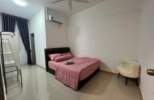 Pulau Indah House | Daisy Haven Homestay