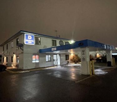 Fargo Hotel | Dakota inn