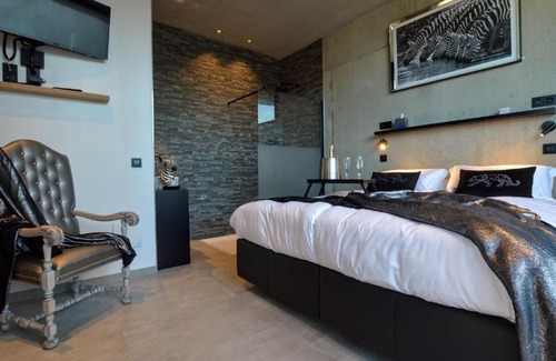 Warsage Villa | Dalhem Villa with Garden