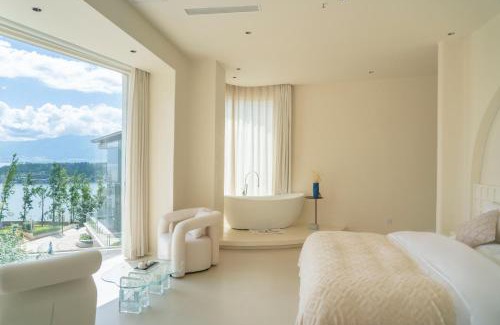 Dali Town House | Dali Guyue Tingfeng Seaview Hote
