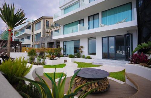 Pudong Hotel | Dali Qiyu Half Hill Seaview Villa - Erhai Branch