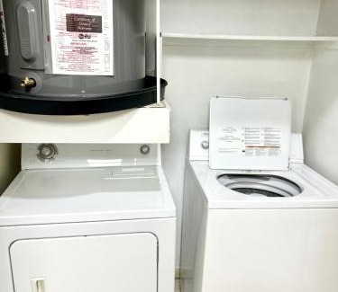 Far North Dallas Apartment | Dallas Modern Apt