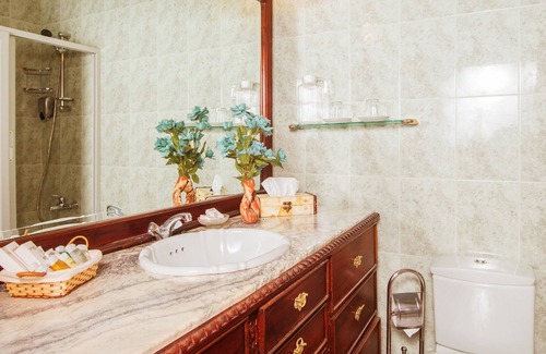 Primorski Hotel | Dallas Residence