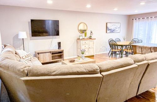 Pinetop House | Dam Fun Cabin